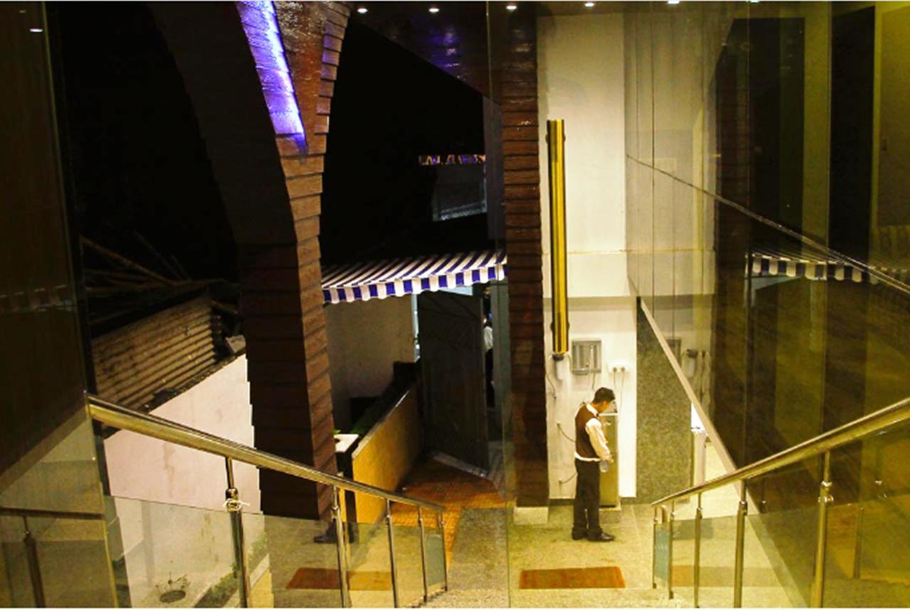 Hotel Rajashree Palace Shiliguri Exterior foto